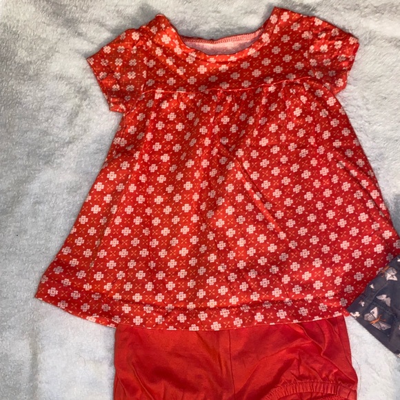 2 baby girl outfits - Picture 3 of 5
